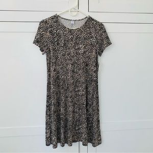 Old Navy Animal Print Swing Dress Size Small